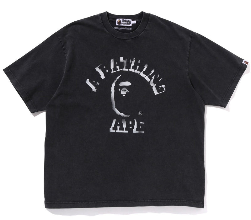 A BATHING APE GARMENT DYE SPRAY PRINT COLLEGE RELAXED FIT TEE