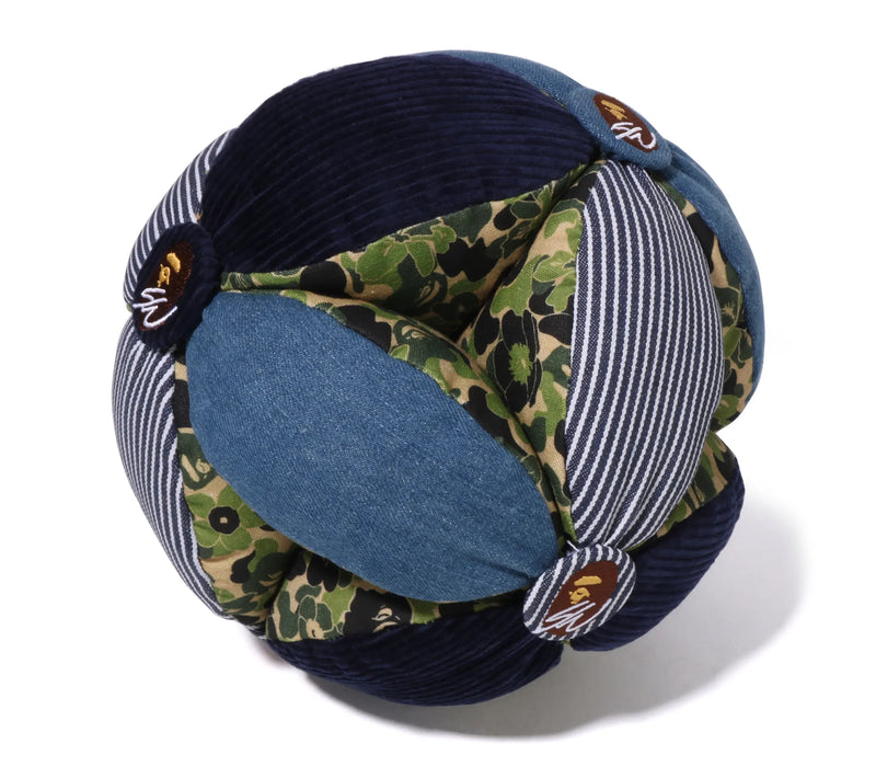 A BATHING APE BAPE x SEAN WOTHERSPOON RETRO BALL CUSHION