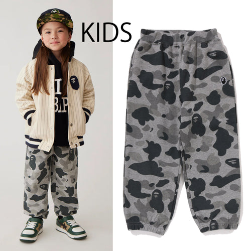 A BATHING APE BAPE KIDS HEATHERGRAY CAMO SWEAT PANTS