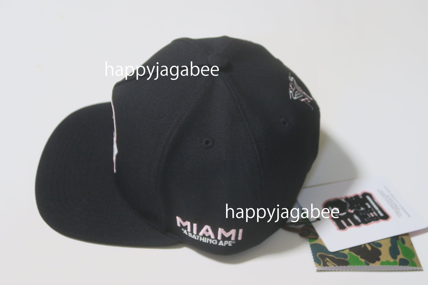 A BATHING APE BAPE x INTER MIAMI CF SNAP BACK CAP