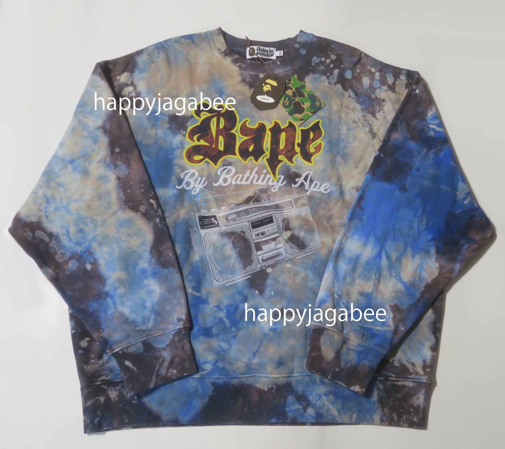 A BATHING APE TIE DYE BOOMBOX CREWNECK ( RELAXED FIT )