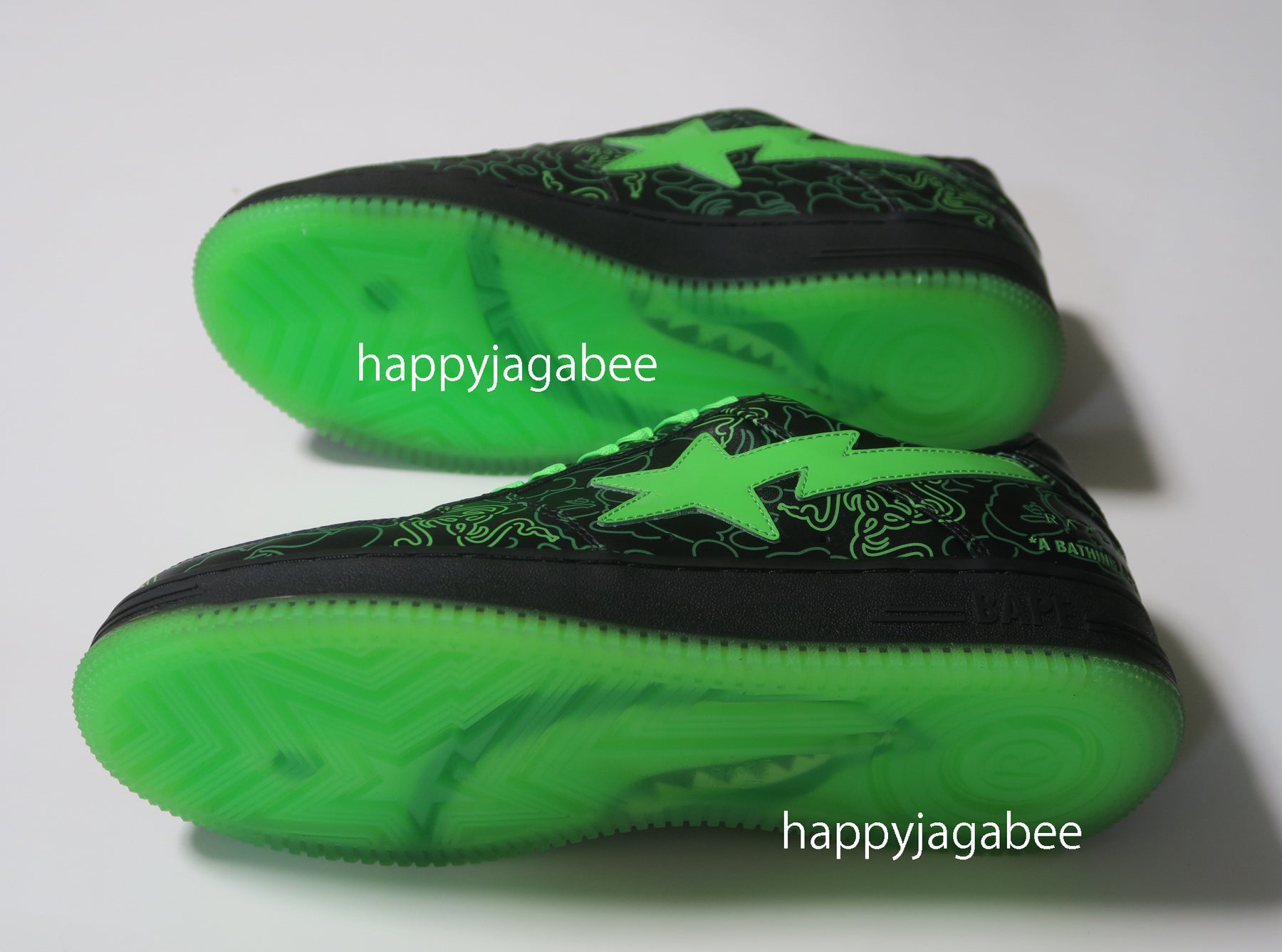 A BATHING APE BAPE x RAZER NEON CAMO BAPE STA