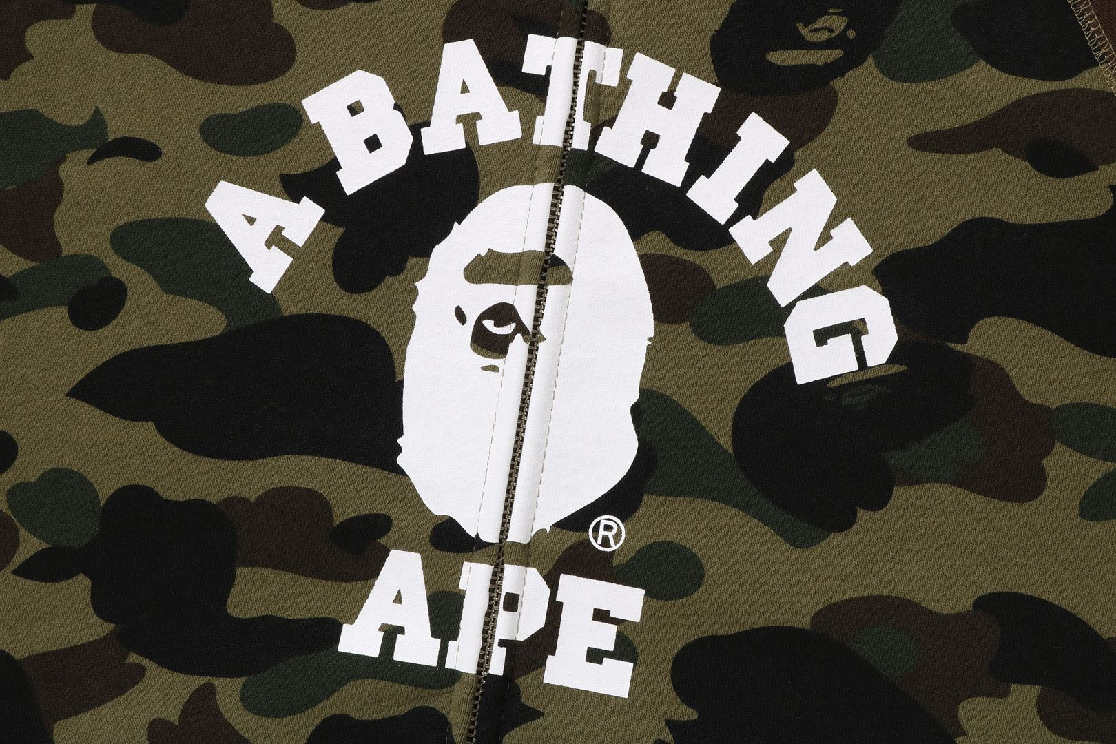 A BATHING APE MULTI CAMO COLLEGE SQUARE CUSHION – happyjagabee store