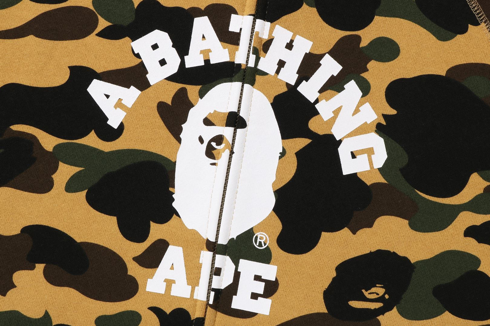 A BATHING APE MULTI CAMO COLLEGE SQUARE CUSHION – happyjagabee store