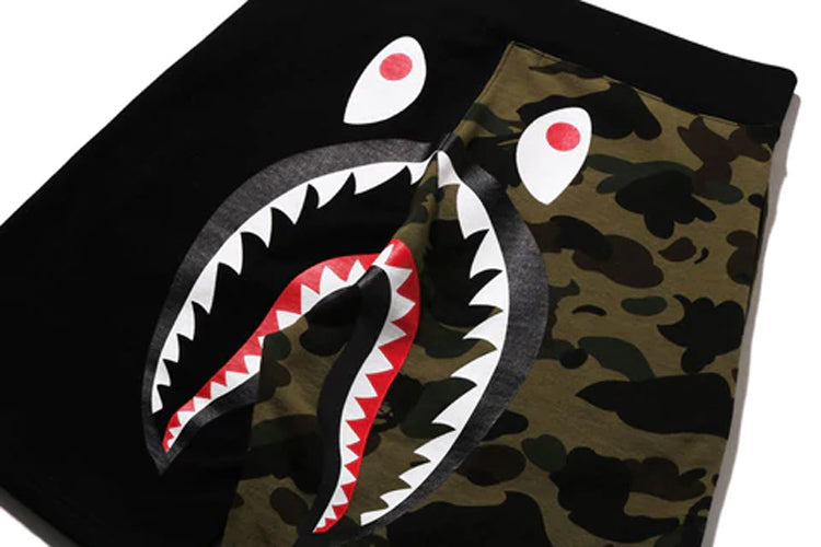 A BATHING APE 1ST CAMO BACK SHARK SWEAT SHORTS – happyjagabee store