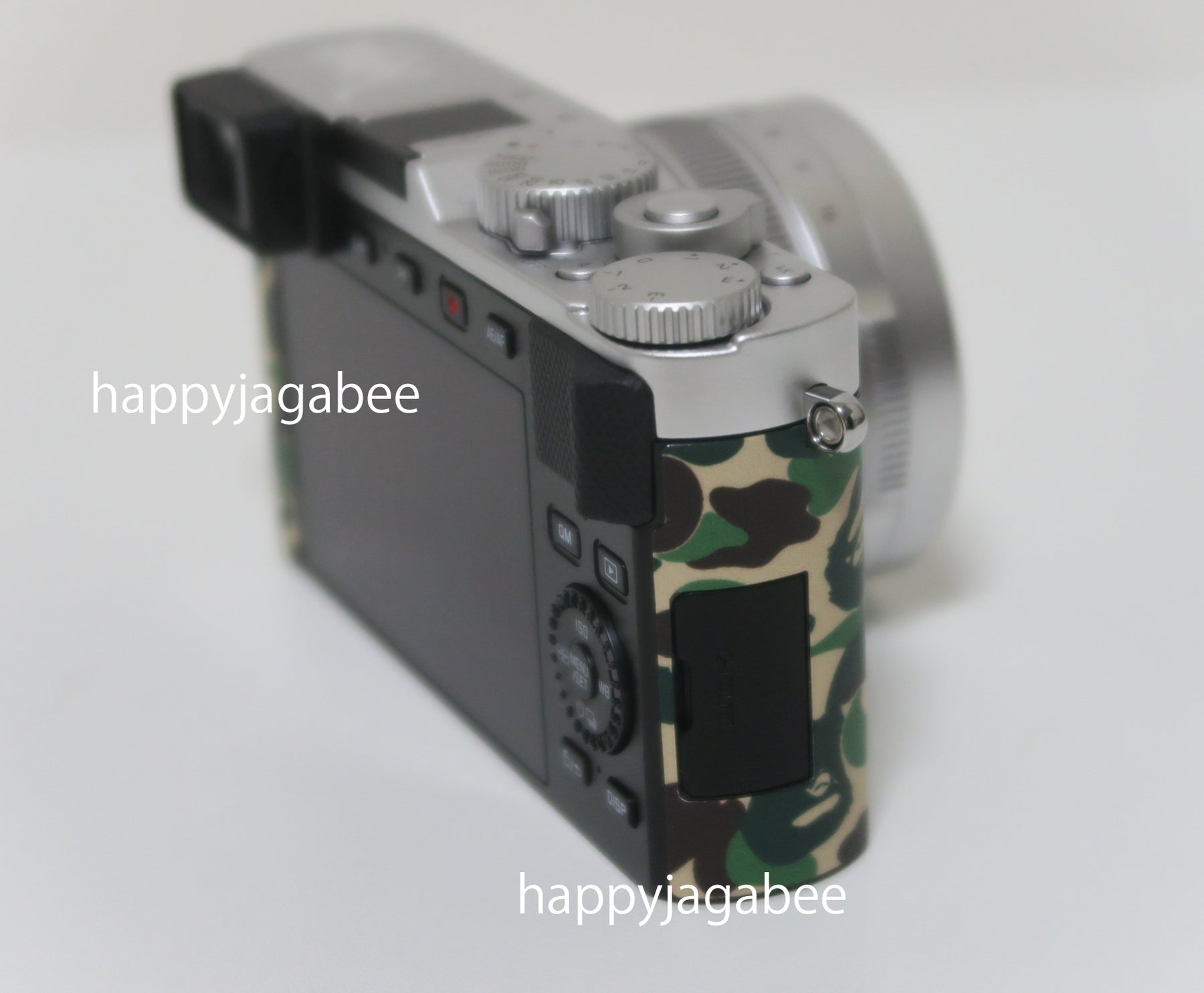 A BATHING APE LEICA D-LUX 7 BAPE x STASH EDITION SILVER