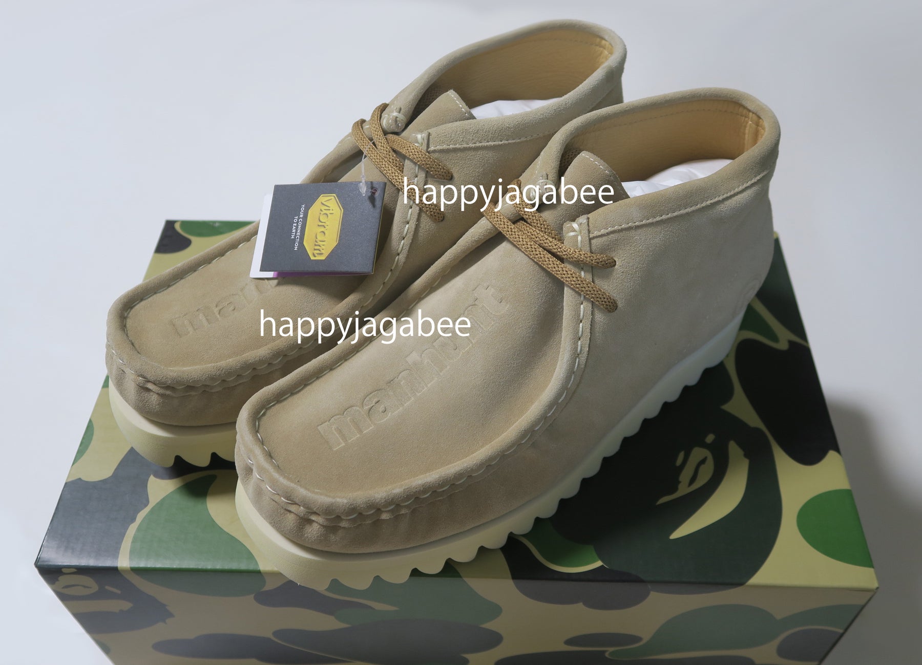 A BATHING APE MANHUNT #1