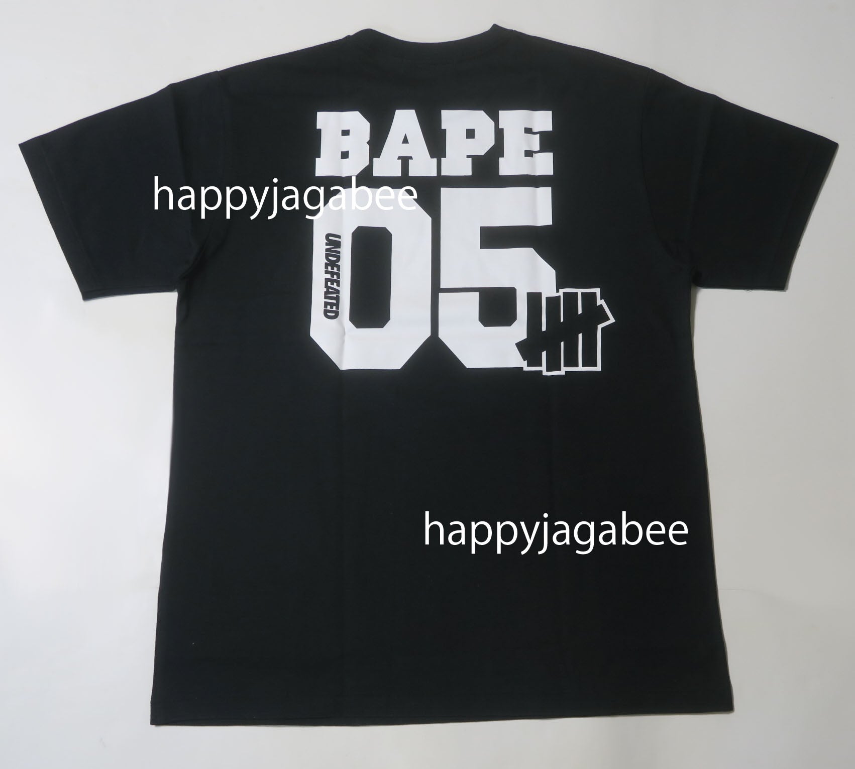 A BATHING APE BAPE x UNDEFEATED UNDFTD COLLEGE TEE